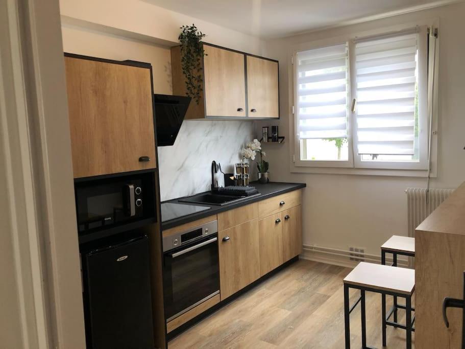 Appartamento Camden - Exterieur Et Parking Reims Esterno foto