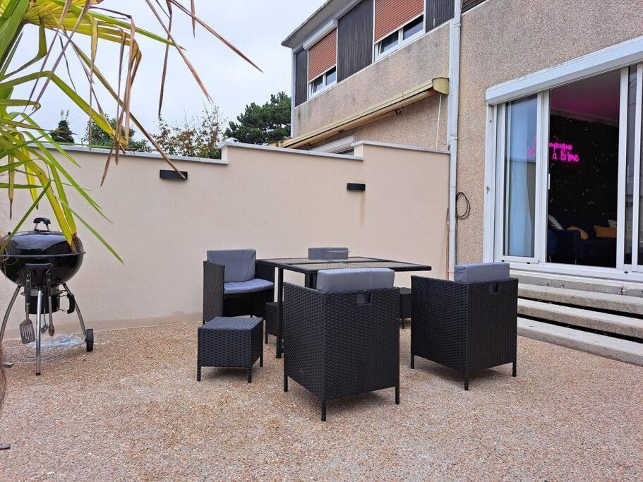 Appartamento Camden - Exterieur Et Parking Reims Esterno foto