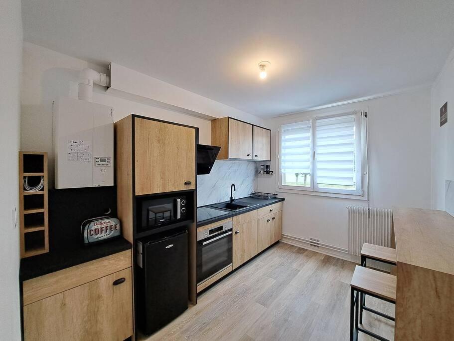 Appartamento Camden - Exterieur Et Parking Reims Esterno foto